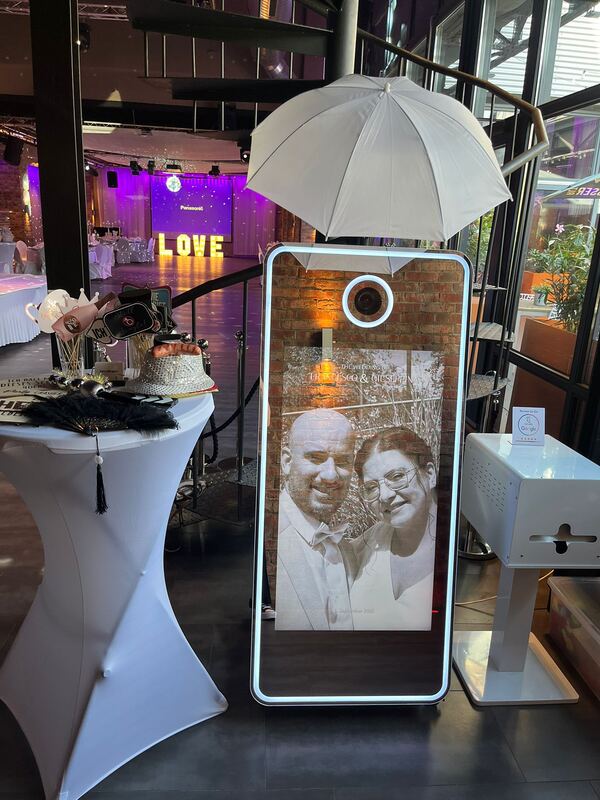 Fotospiegel Hochzeit LOVE Event